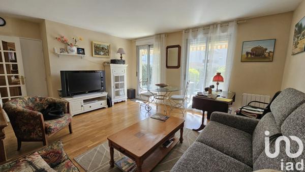 Appartement 2 pièces de 54 m² à Le Chesnay (78150)