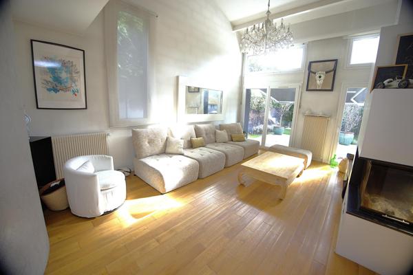 Maison exceptionnelle en centre ville  à découvrir