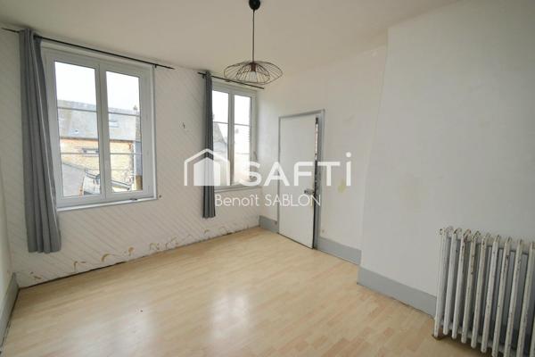 Maison 4 chambres, garage, cave, atelier et jardin