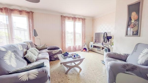 MAISON DE 110 M² HABITABLES MAIS 200 m² POSSIBLES SANS EFFORT !