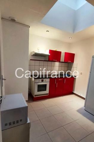 Spécial Investisseurs: 5 appartements loués dans une maison rénovée CALAIS centre (62)