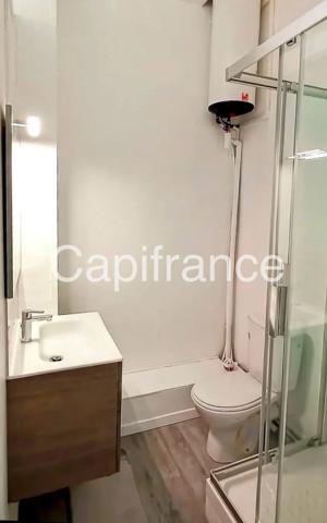 Spécial Investisseurs: 5 appartements loués dans une maison rénovée CALAIS centre (62)