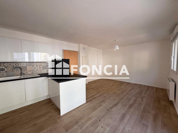 Location Appartement 2 pièces 35.23 m² - 137 RUE MERIDIENNE Rouen 76100