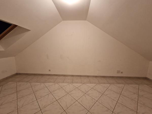 a louer T4 EN DUPLEX 5 MN DE BRISSAC