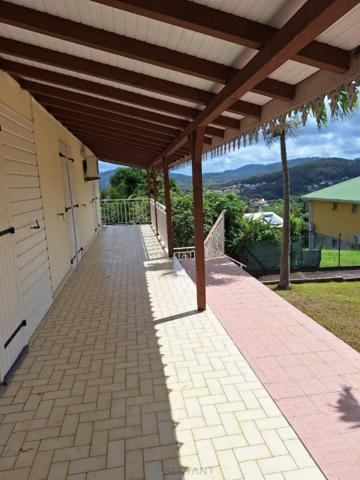 Maison de 132m2 située au Saint-Esprit