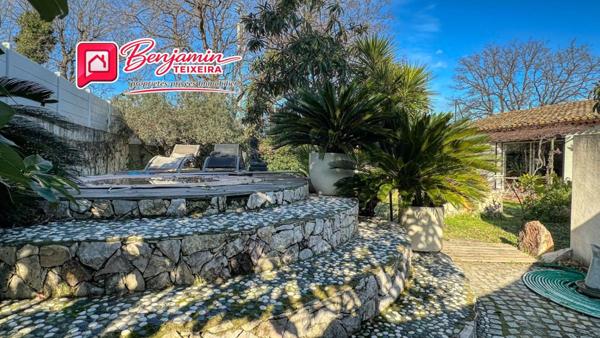 Villa Roquebrune Sur Argens 6 pièce(s) 145 m2 avec dépendance