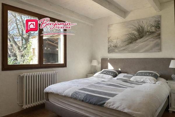 Villa Roquebrune Sur Argens 6 pièce(s) 145 m2 avec dépendance