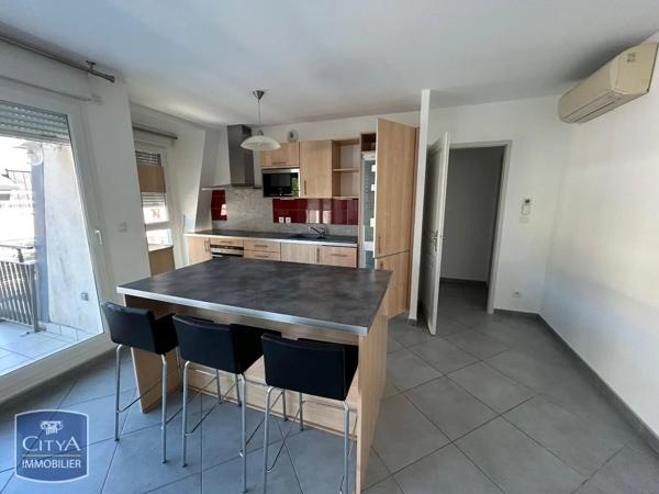 Appartement à louer 3 pièces 73.89m² Aix-les-Bains (73100)