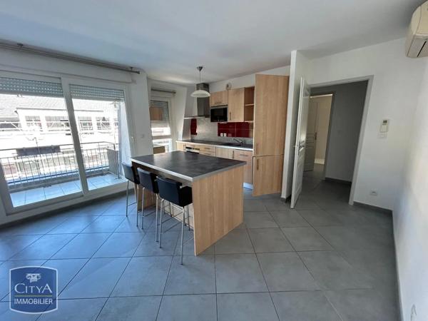 Appartement à louer 3 pièces 73.89m² Aix-les-Bains (73100)