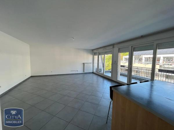 Appartement à louer 3 pièces 73.89m² Aix-les-Bains (73100)