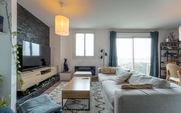 Appartement à vendre    4 pièces • 87,43 m2 Parentis-en-Born