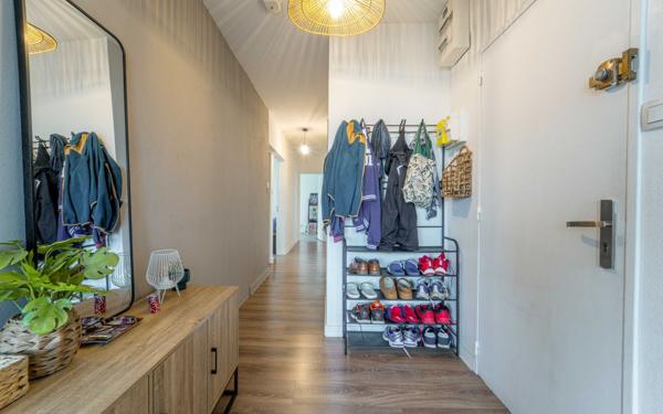 Appartement à vendre    4 pièces • 87,43 m2 Parentis-en-Born