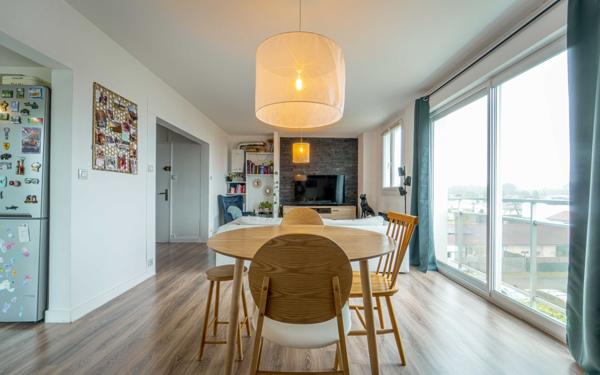 Appartement à vendre    4 pièces • 87,43 m2 Parentis-en-Born