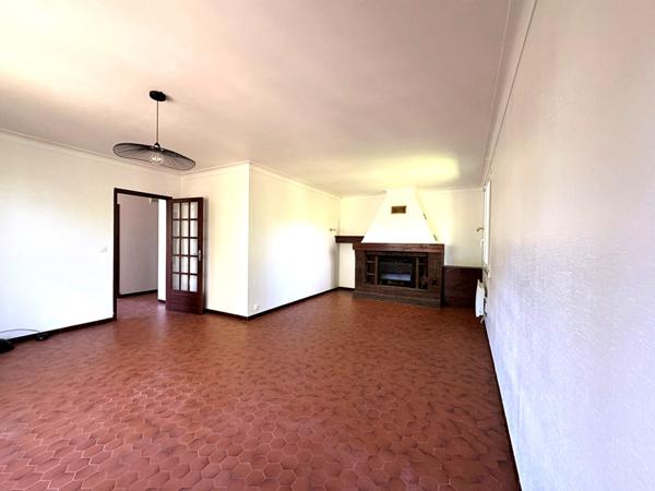 Maison L Isle Jourdain sur presque 5 000m² de terrain