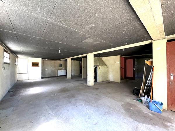 Maison L Isle Jourdain sur presque 5 000m² de terrain