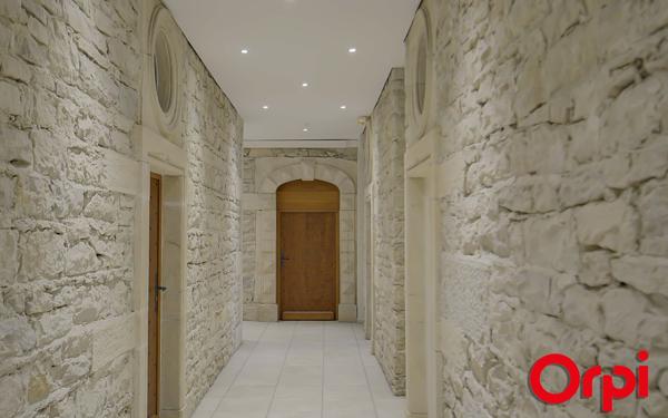 Appartement à vendre    3 pièces •  Bourgoin-Jallieu