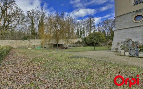 Appartement à vendre    3 pièces •  Bourgoin-Jallieu