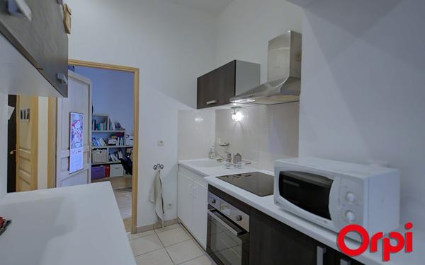 Appartement à vendre    3 pièces •  Bourgoin-Jallieu