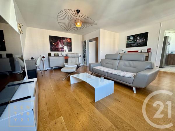 Appartement F5 à vendre  5 pièces - 111 m2 SERRIS - 77