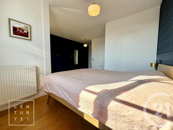 Appartement F5 à vendre  5 pièces - 111 m2 SERRIS - 77