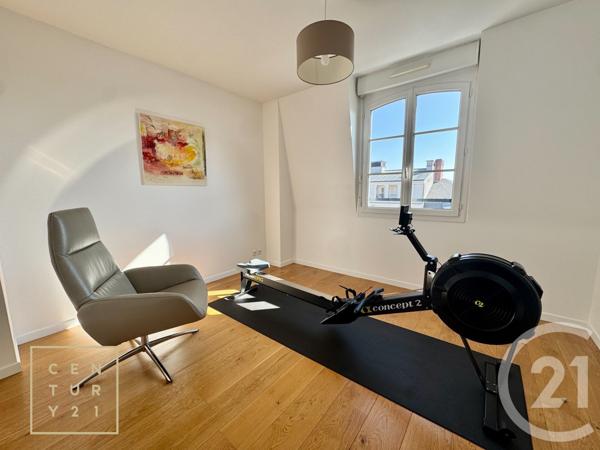 Appartement F5 à vendre  5 pièces - 111 m2 SERRIS - 77