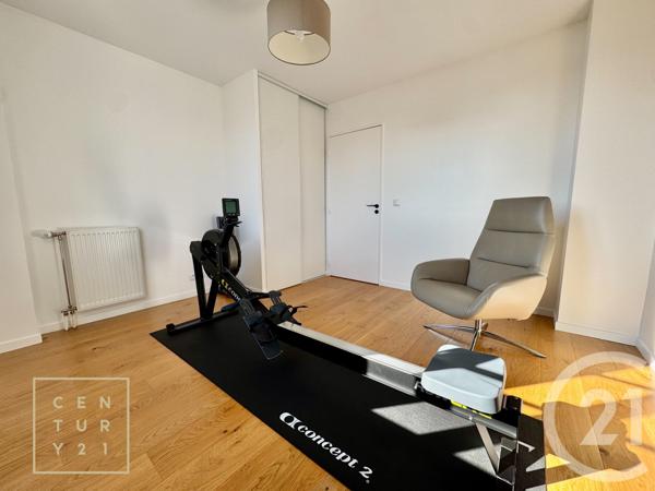 Appartement F5 à vendre  5 pièces - 111 m2 SERRIS - 77