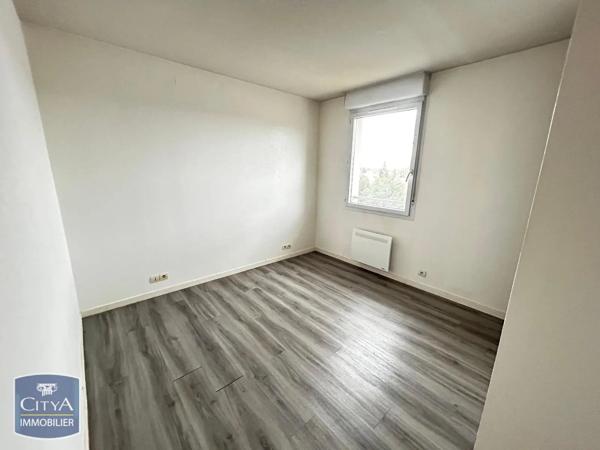 Appartement à louer 2 pièces 46.14m² Saint-Pierre-du-Mont (40280)