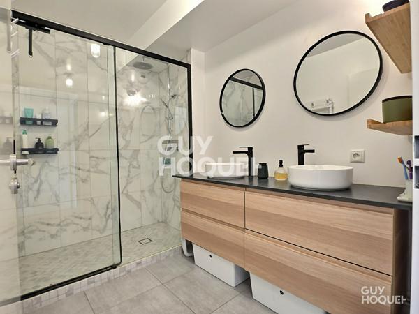 À VENDRE BEAU 4 PIÈCES DE 83m² + BALCON + PARKING SOUS-SOL