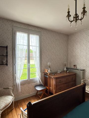 EN EXCLUSIVITE Maison 184m², 4 chambres avec dépendances sur 4396m² de terrain 149 900 €