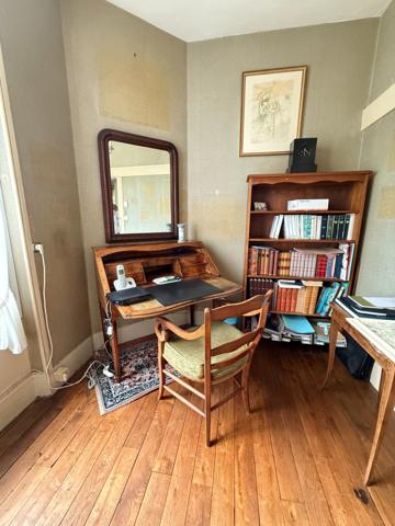 EN EXCLUSIVITE Maison 184m², 4 chambres avec dépendances sur 4396m² de terrain 149 900 €