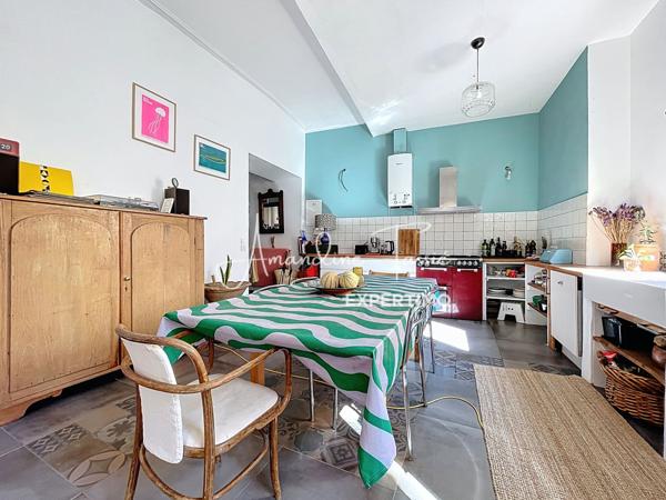 Millau (12100) Maison de ville, pleine de charme au cœur de Millau – 129,5 m², 3 à 5 chambres, deux box