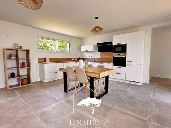 Maison neuve 4 chambres + garage proximité commerces