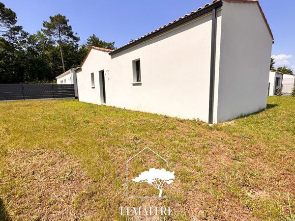 Maison neuve 4 chambres + garage proximité commerces