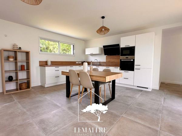 Maison neuve 4 chambres + garage proximité commerces