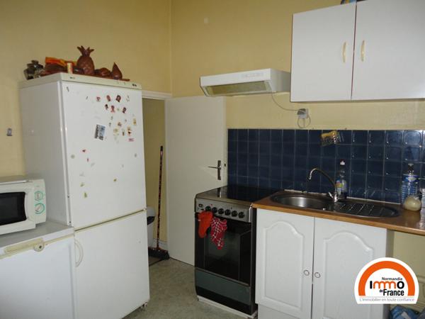 CENTRE VILLE DE SAINT SEVER - Maison mitoyenne sans jardin de 67,22 m²