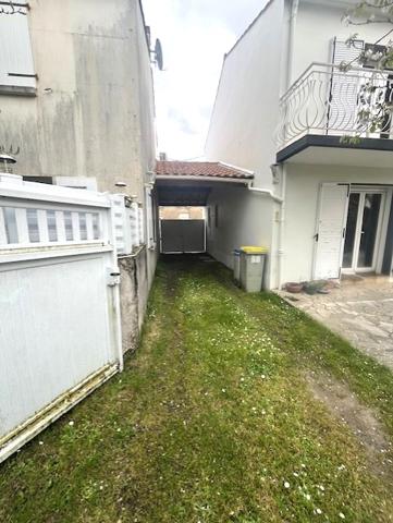 REZE 3 MOULINS MAISON 7 PIECES 131 M² 5 CHAMBRES 298 000 € FAI réf 3484 GC – nantes Sud Immobilier