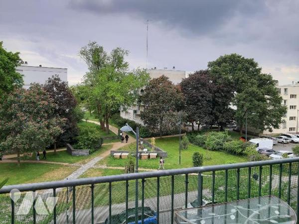 Quartier Villejean, résidence de 2010, appartement type 3, de 67.55 m² au 3ème et dernier étage...