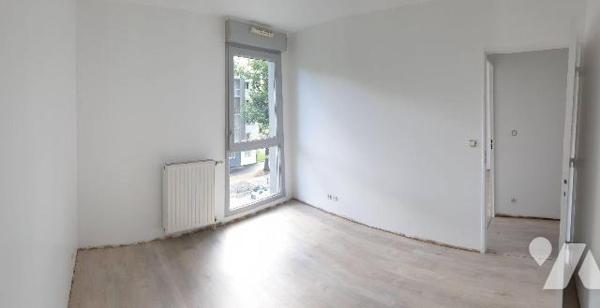 Quartier Villejean, résidence de 2010, appartement type 3, de 67.55 m² au 3ème et dernier étage...