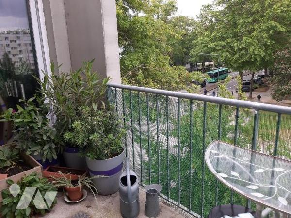 Quartier Villejean, résidence de 2010, appartement type 3, de 67.55 m² au 3ème et dernier étage...