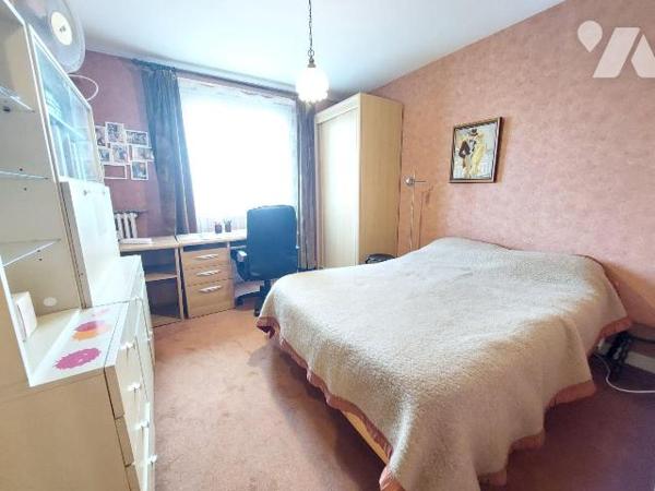 A VENDRE - Saint-jacques-de-la-Landes (35) - Proche métro -  (coté  Rennes Pigeon Blanc)  Au de...