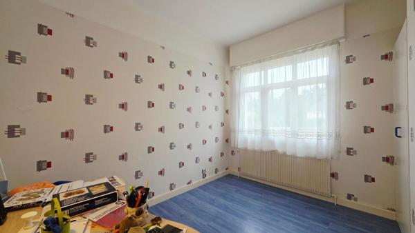 MEHUN SUR YEVRE MAISON 130M² 6 PIECES 4 CHAMBRES GARAGE