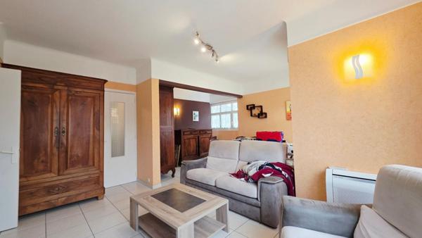 MEHUN SUR YEVRE MAISON 130M² 6 PIECES 4 CHAMBRES GARAGE