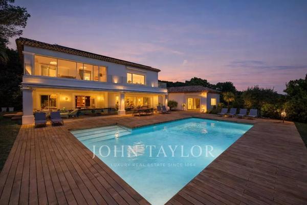 Villa familiale d’exception dans un domaine privé