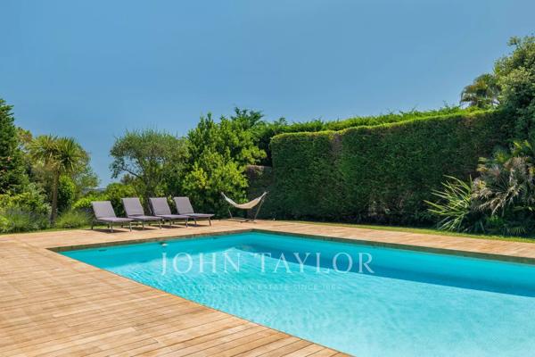 Villa familiale d’exception dans un domaine privé