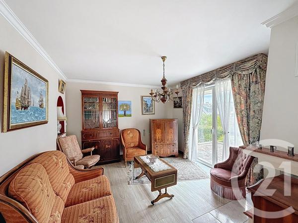 Maison à vendre  6 pièces - 150 m 2   LANNION  - 22