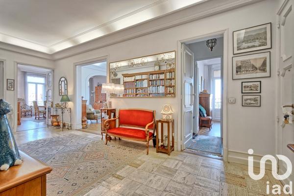 Appartement 5 pièces de 184 m² à Toulon (83000)