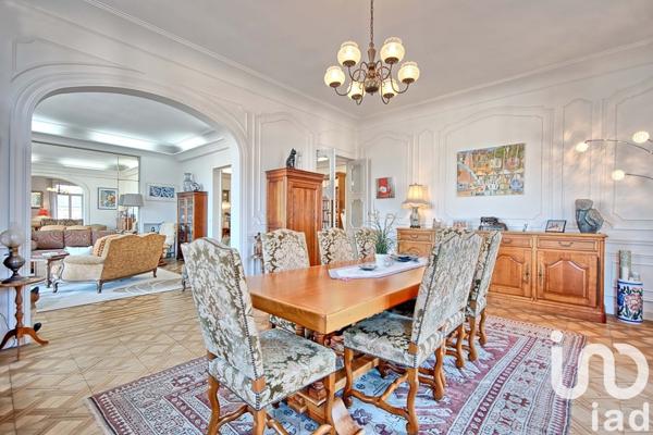 Appartement 5 pièces de 184 m² à Toulon (83000)