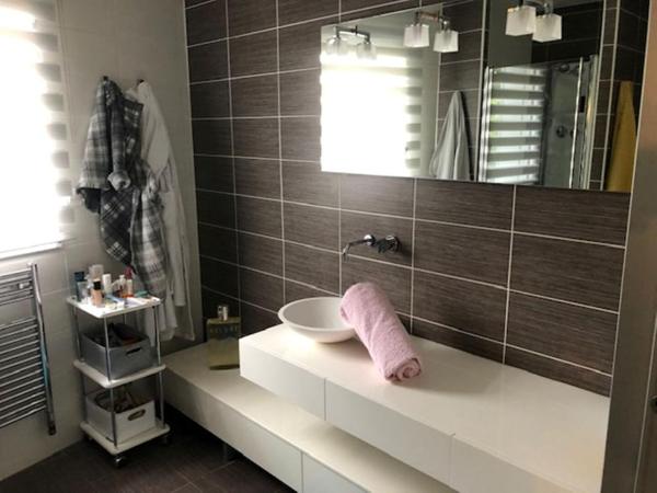 Maison La Foret Fouesnant 5 pièce(s) 225 m2