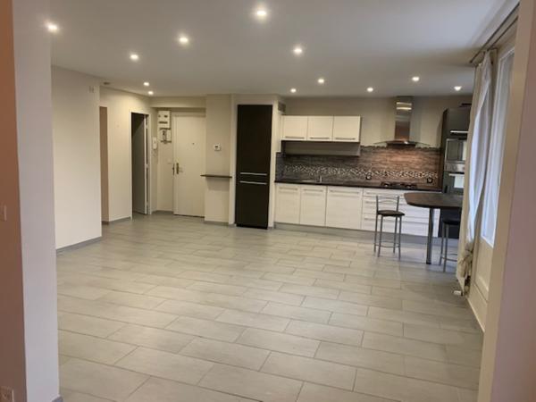 Appartement 3 pièce(s) 1 chambre(s) 71 m²