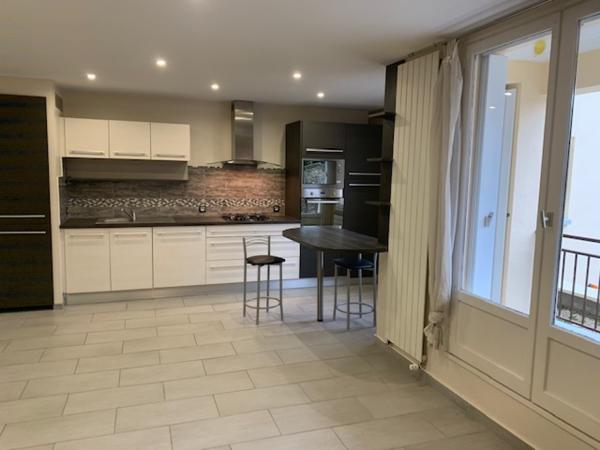 Appartement 3 pièce(s) 1 chambre(s) 71 m²